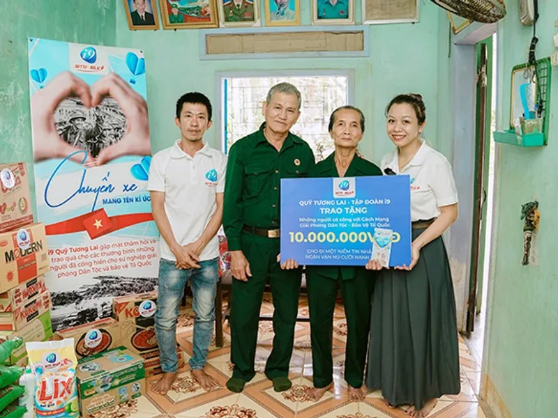 Hình ảnh đội ngũ chuyên gia jun888